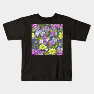 Floral pattern background Kids T-Shirt